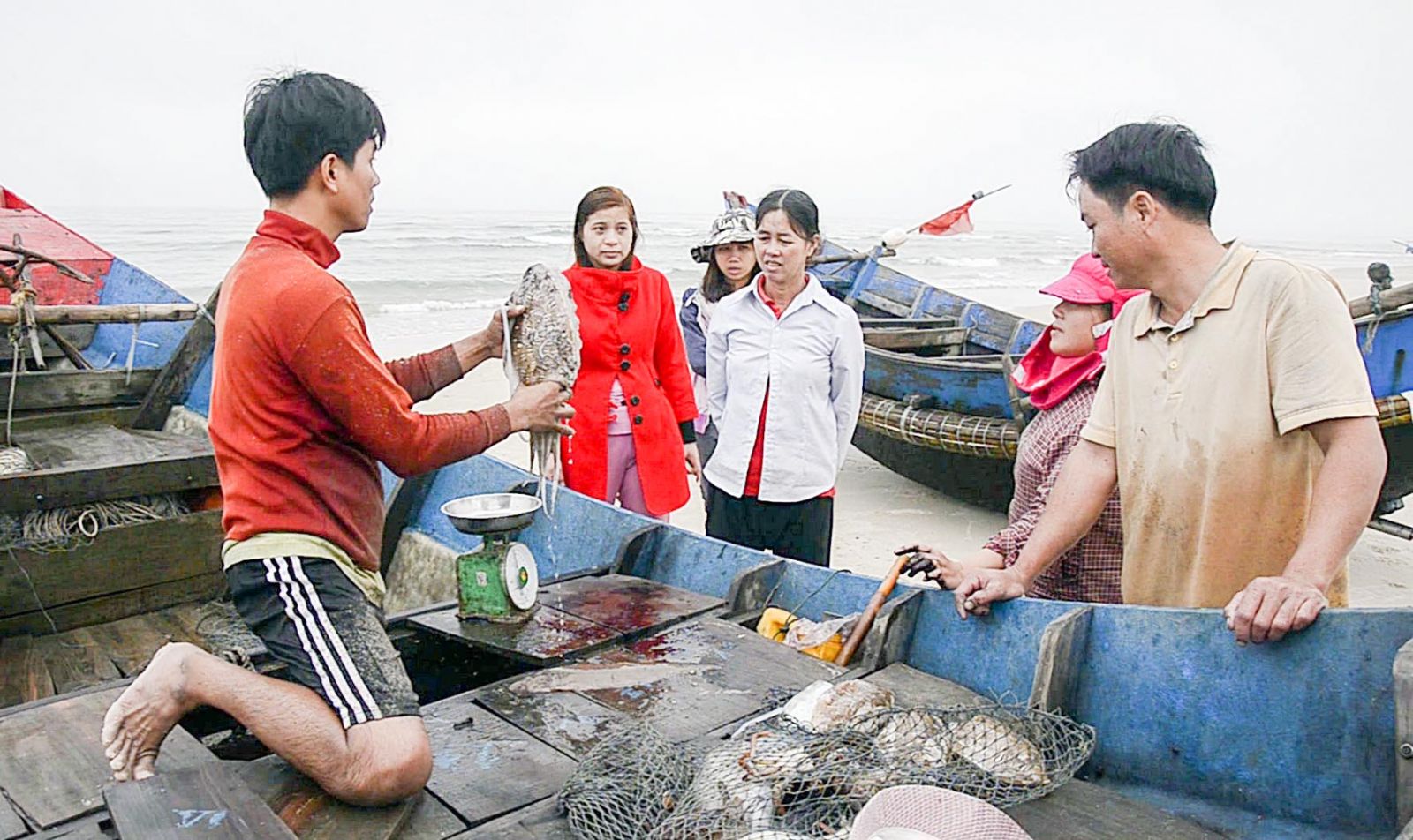 Ngư dân trúng lộc biển đầu năm